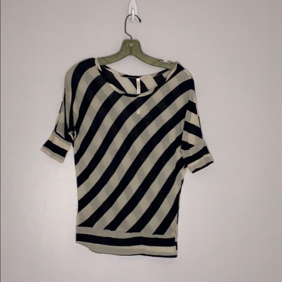 Renee C Striped Semi Sheer Small half sleeve Top medium - Picture 1 of 8